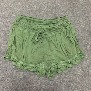 Aerie Green Pull On Shorts Size Small